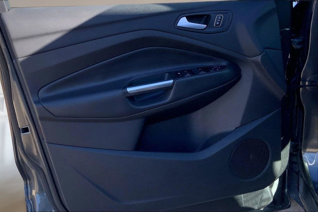 Used 2017 Ford Escape SE image 21