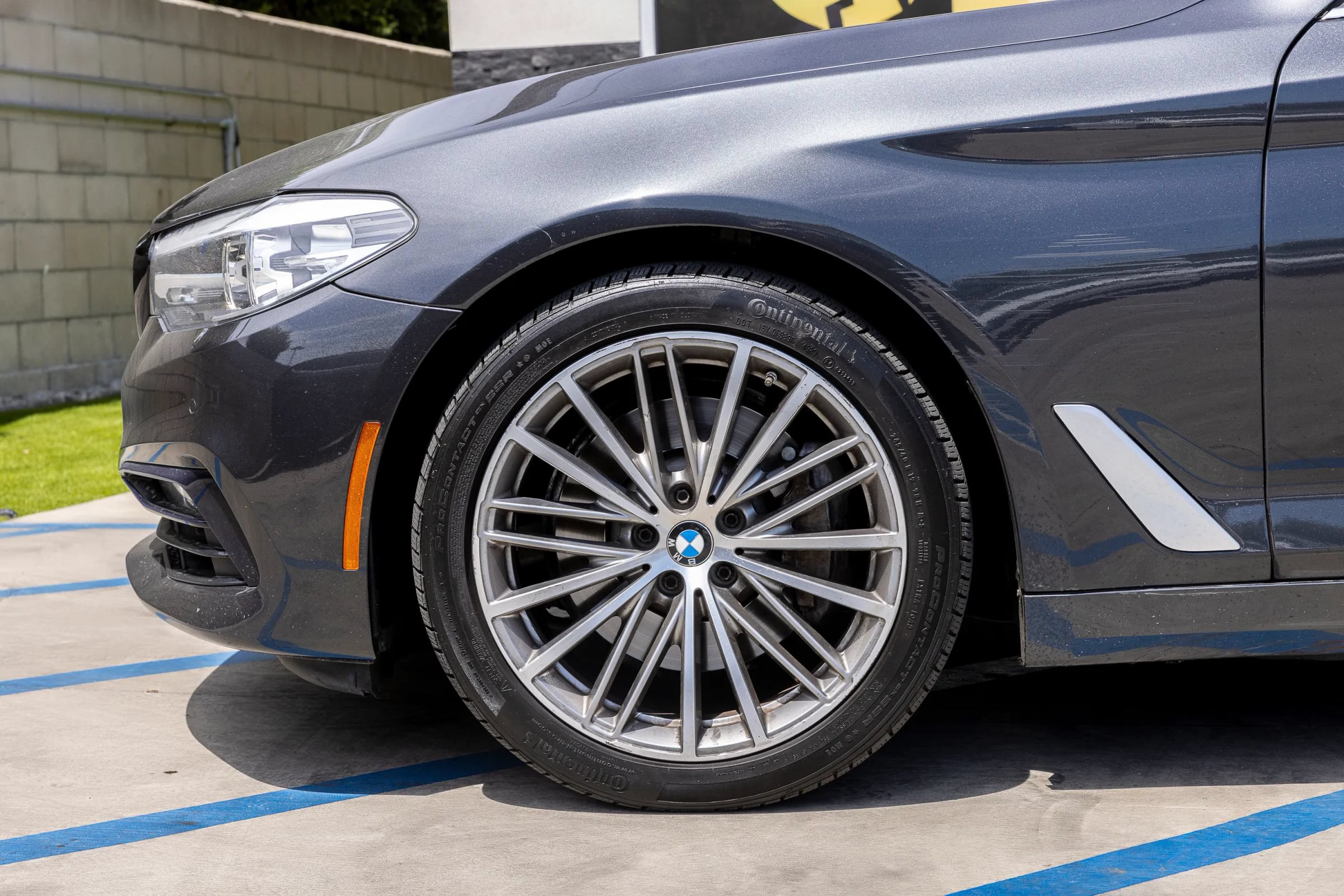 Used 2018 BMW 540i RWD image 35