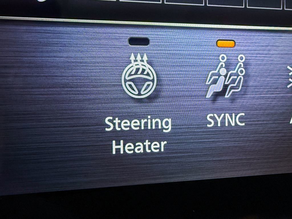 Used 2023 INFINITI QX55 Essential image 24