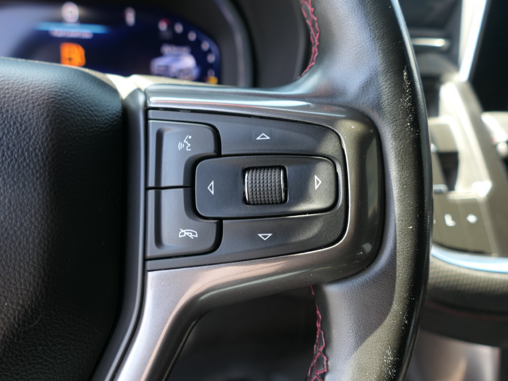 Used 2024 Chevrolet Suburban RST RWD image 14