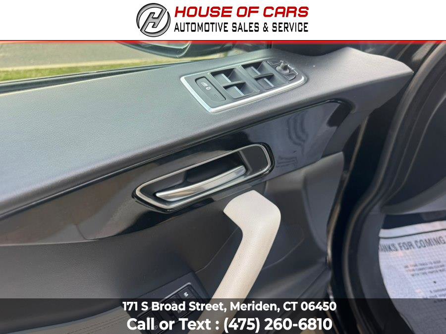 Used 2017 Jaguar F-PACE Prestige image 35
