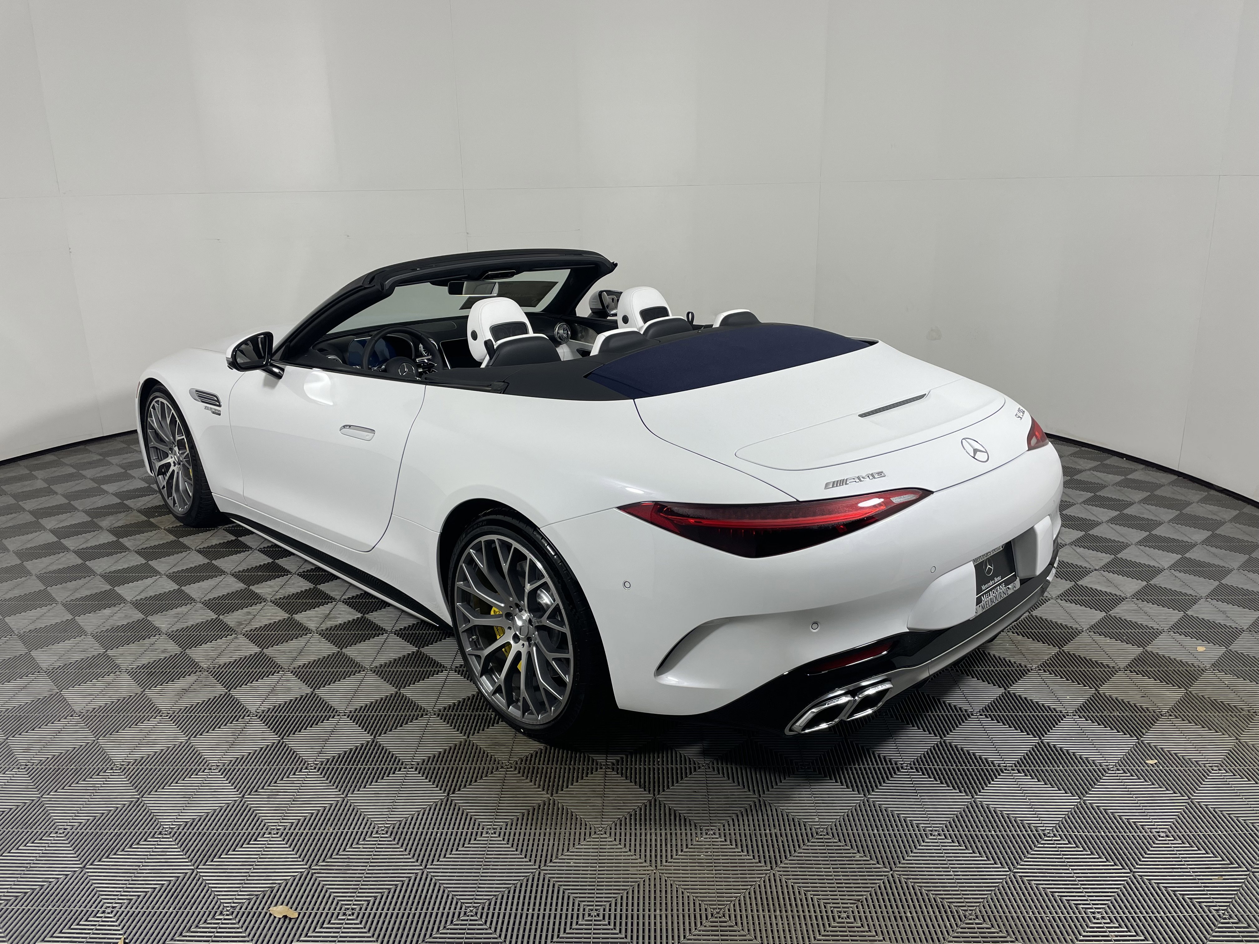 New 2026 Mercedes-Benz SL 55 AMG 4MATIC image 3