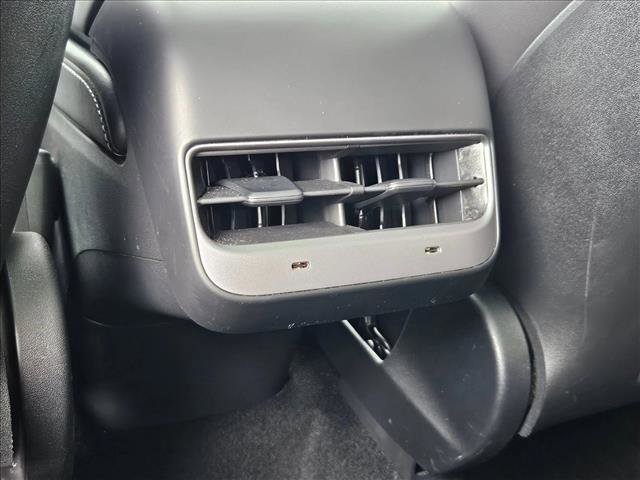Used 2024 Tesla Model Y Performance image 17