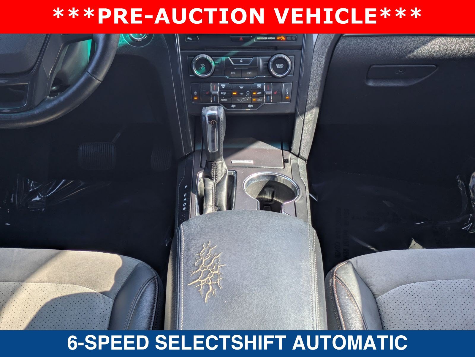 Used 2017 Ford Explorer XLT w/ Equipment Group 202A FWD image 22