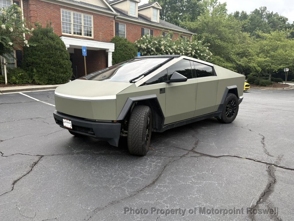 Used 2024 Tesla Cybertruck Cyberbeast AWD/4WD image 11