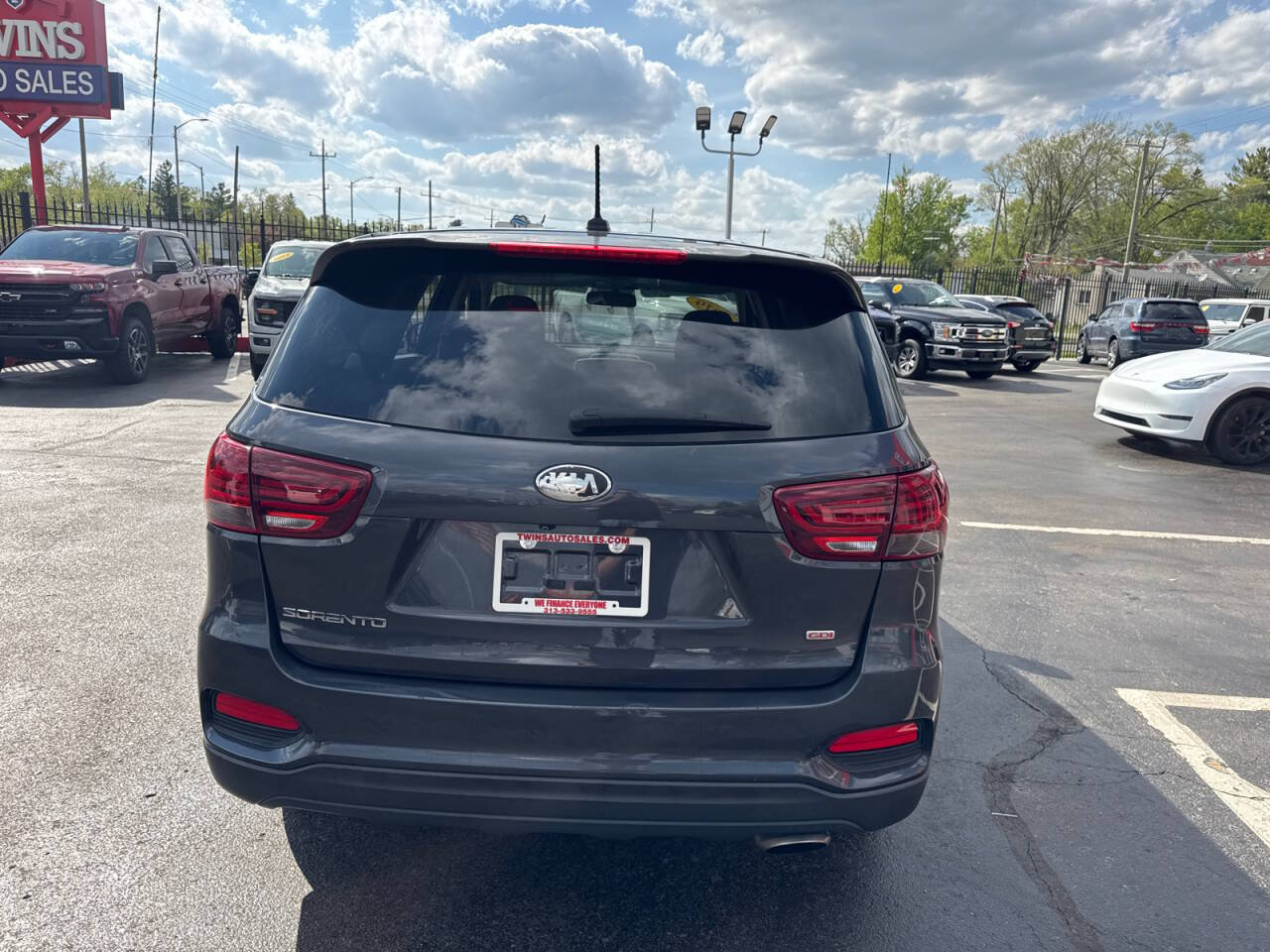Used 2019 Kia Sorento FWD image 6