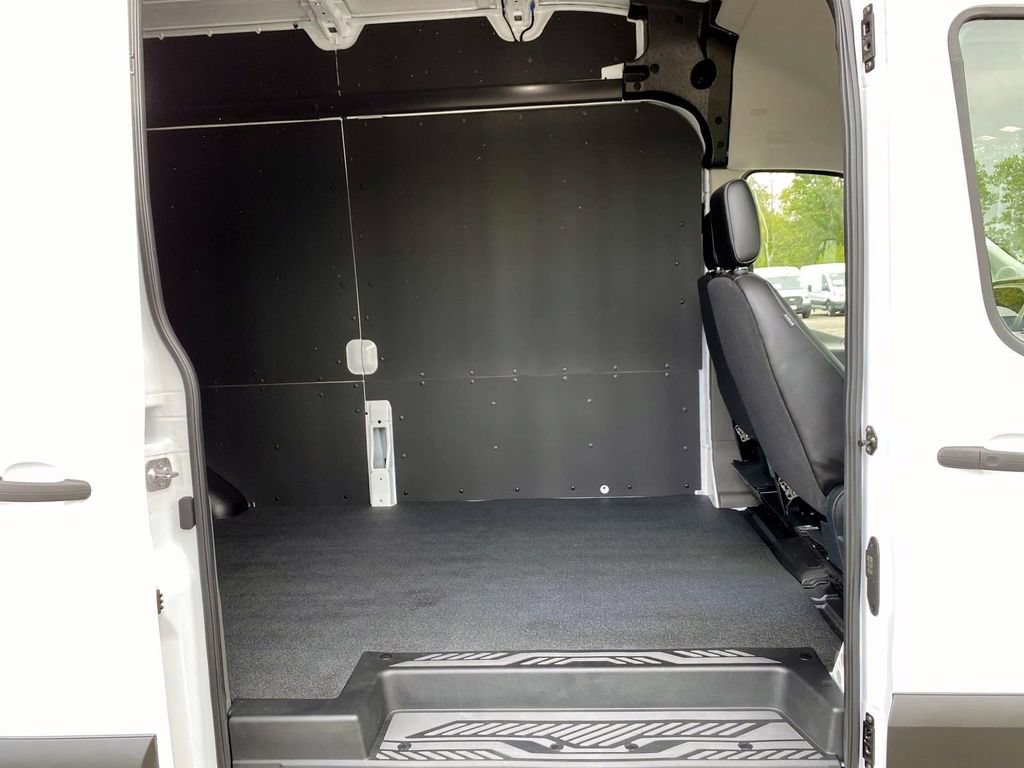 Used 2023 Ford E-Transit 148 High Roof w/ Load Area Protection Package RWD image 24