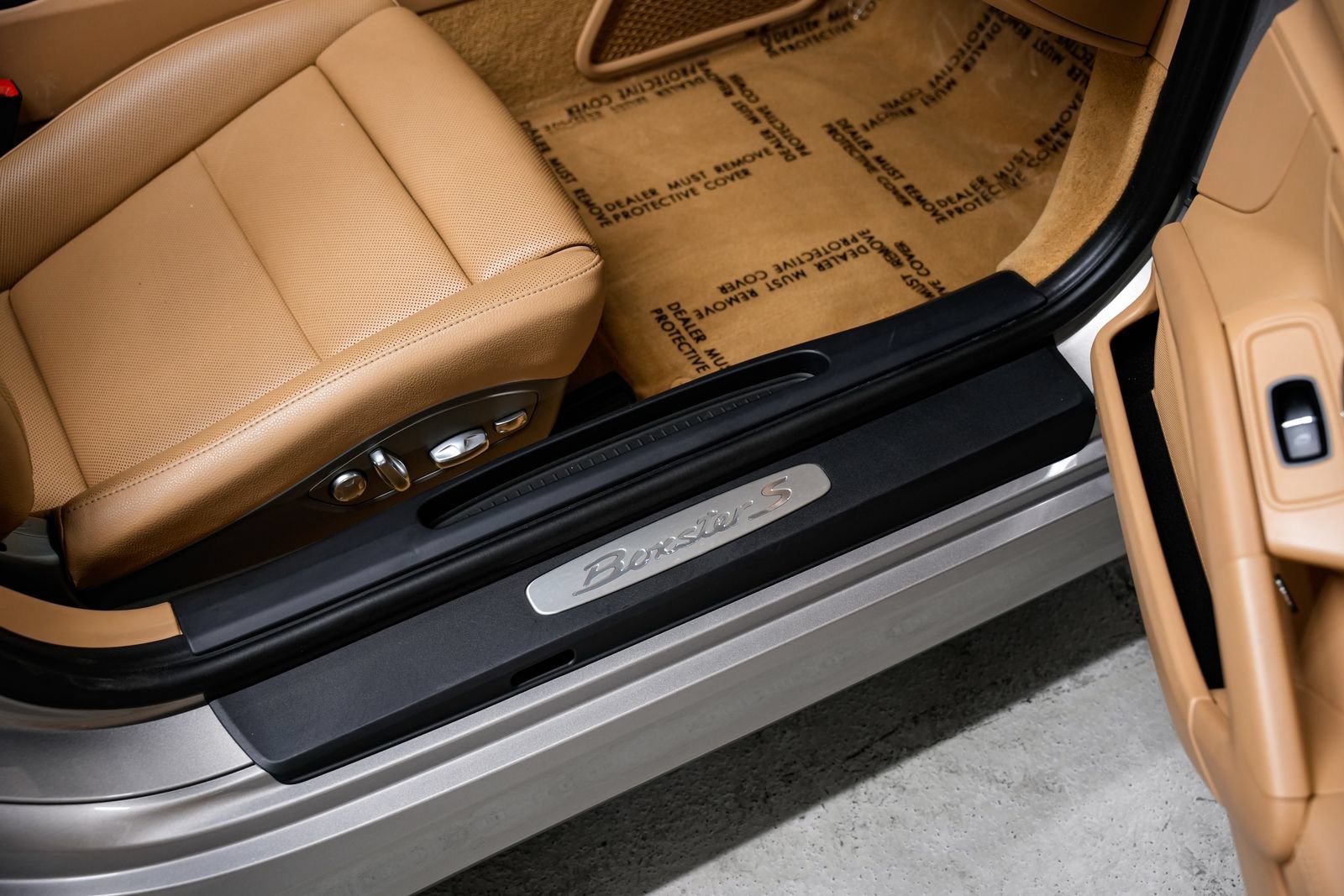 Used 2013 Porsche Boxster S RWD image 23