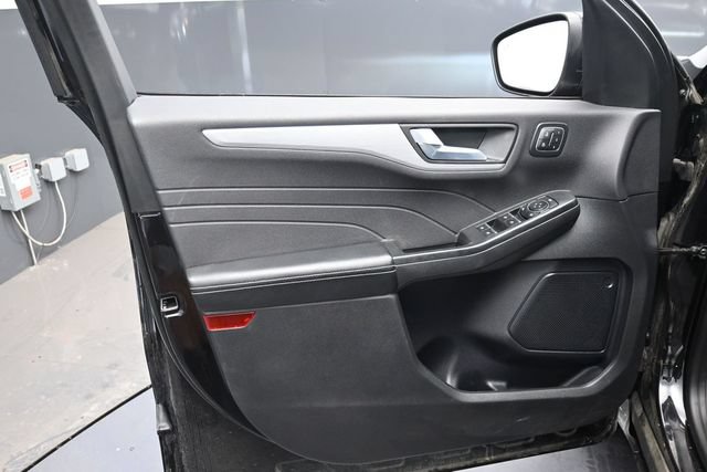 Used 2024 Ford Escape Platinum AWD/4WD image 11