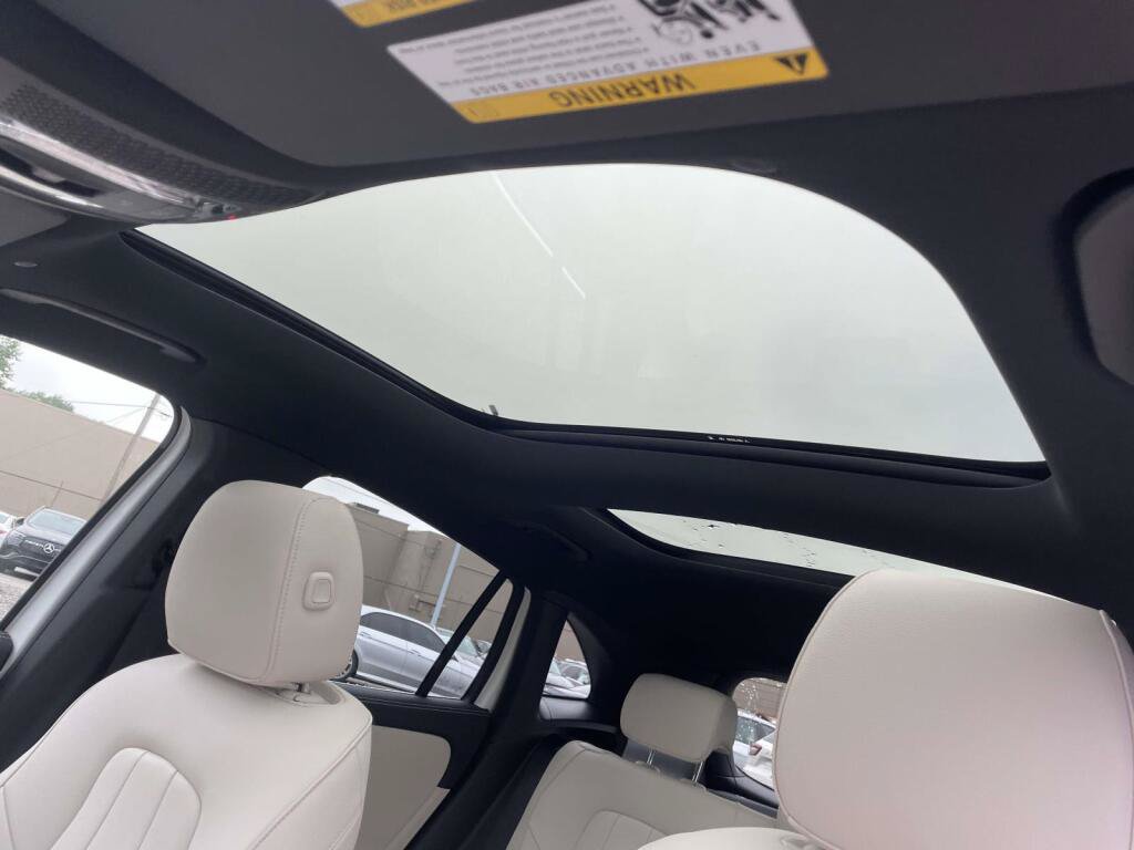 New 2026 Mercedes-Benz GLA 250 4MATIC image 5