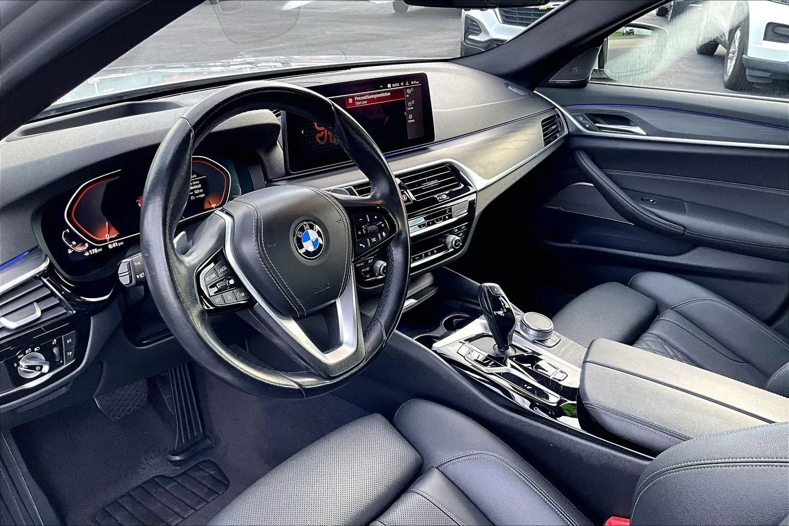 Used 2021 BMW 530i RWD image 13