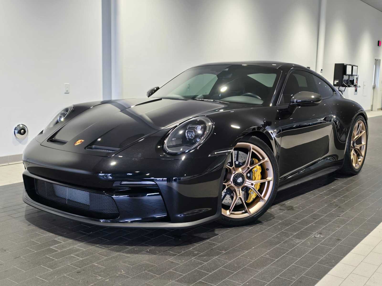 Used 2022 Porsche 911 GT3 RWD image 1