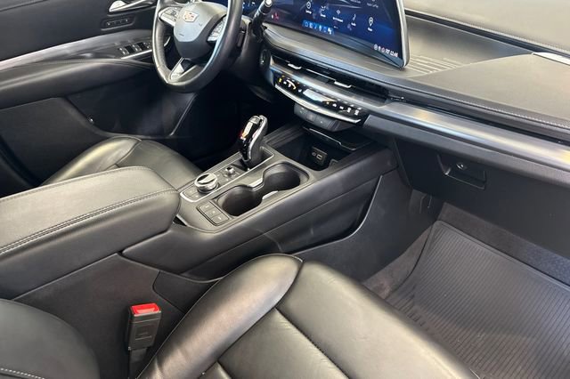 Certified 2024 Cadillac XT4 Premium Luxury image 16