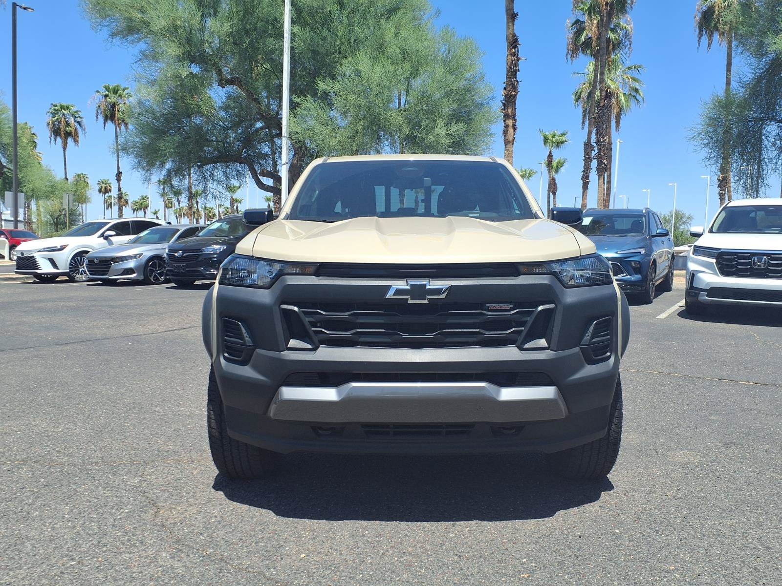 Used 2024 Chevrolet Colorado Trail Boss w/ Advanced Trailering Package AWD/4WD image 2