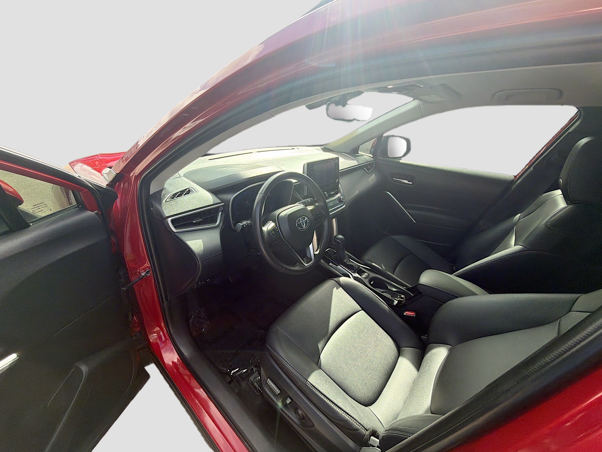 Used 2022 Toyota Corolla Cross XLE FWD image 9