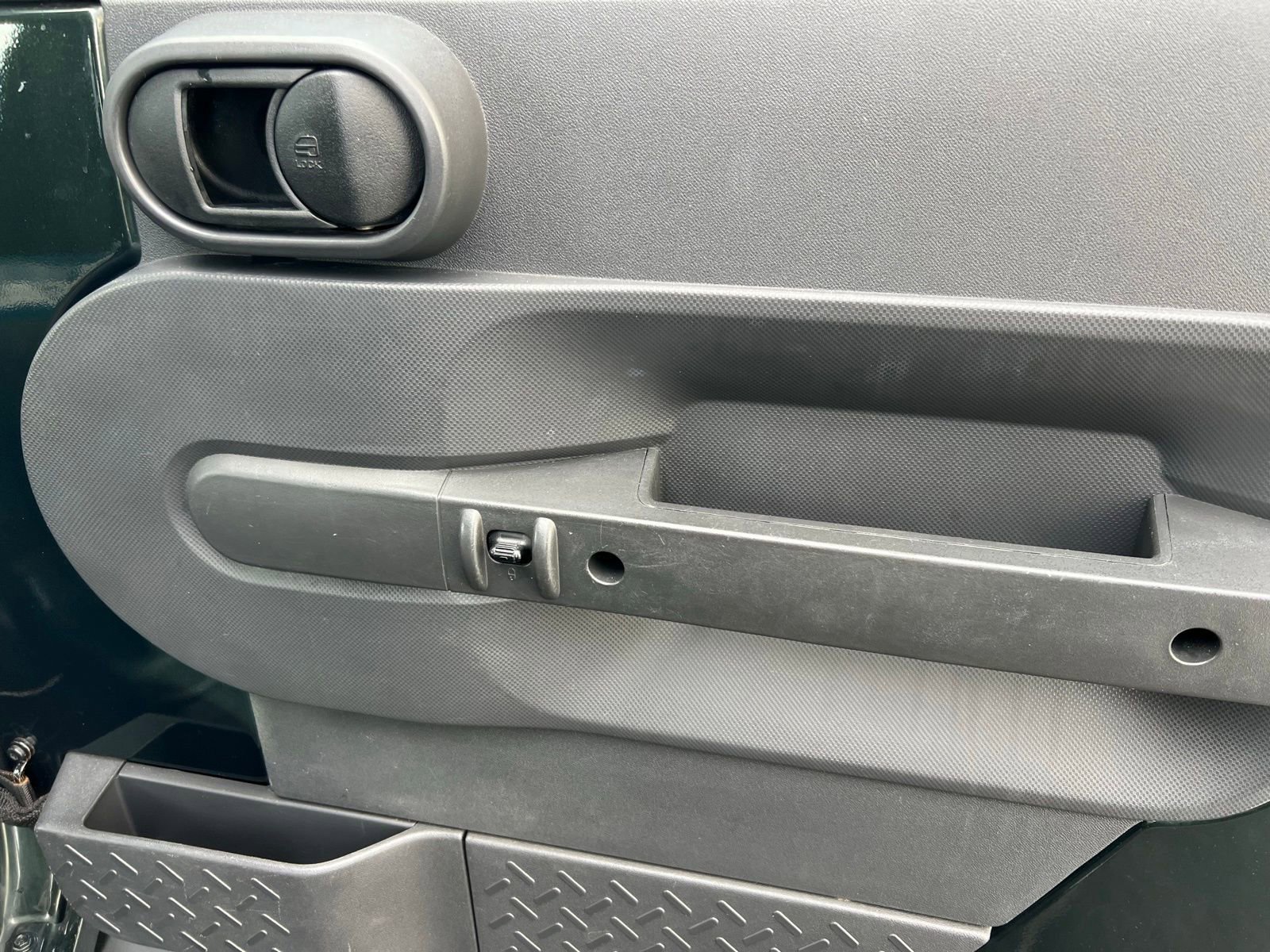 Used 2010 Jeep Wrangler Unlimited Sport image 39