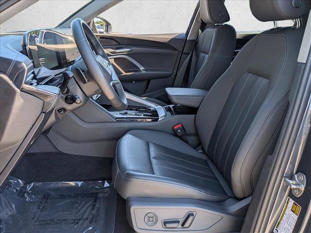 Certified 2025 Audi Q5 Premium w/ Convenience Package AWD/4WD image 11