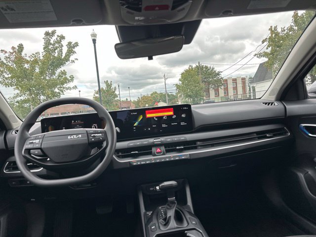 New 2026 Kia K4 FWD image 3
