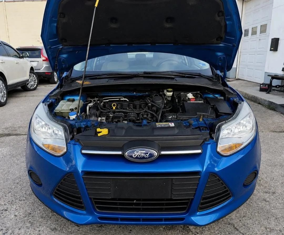 Used 2013 Ford Focus SE FWD image 21