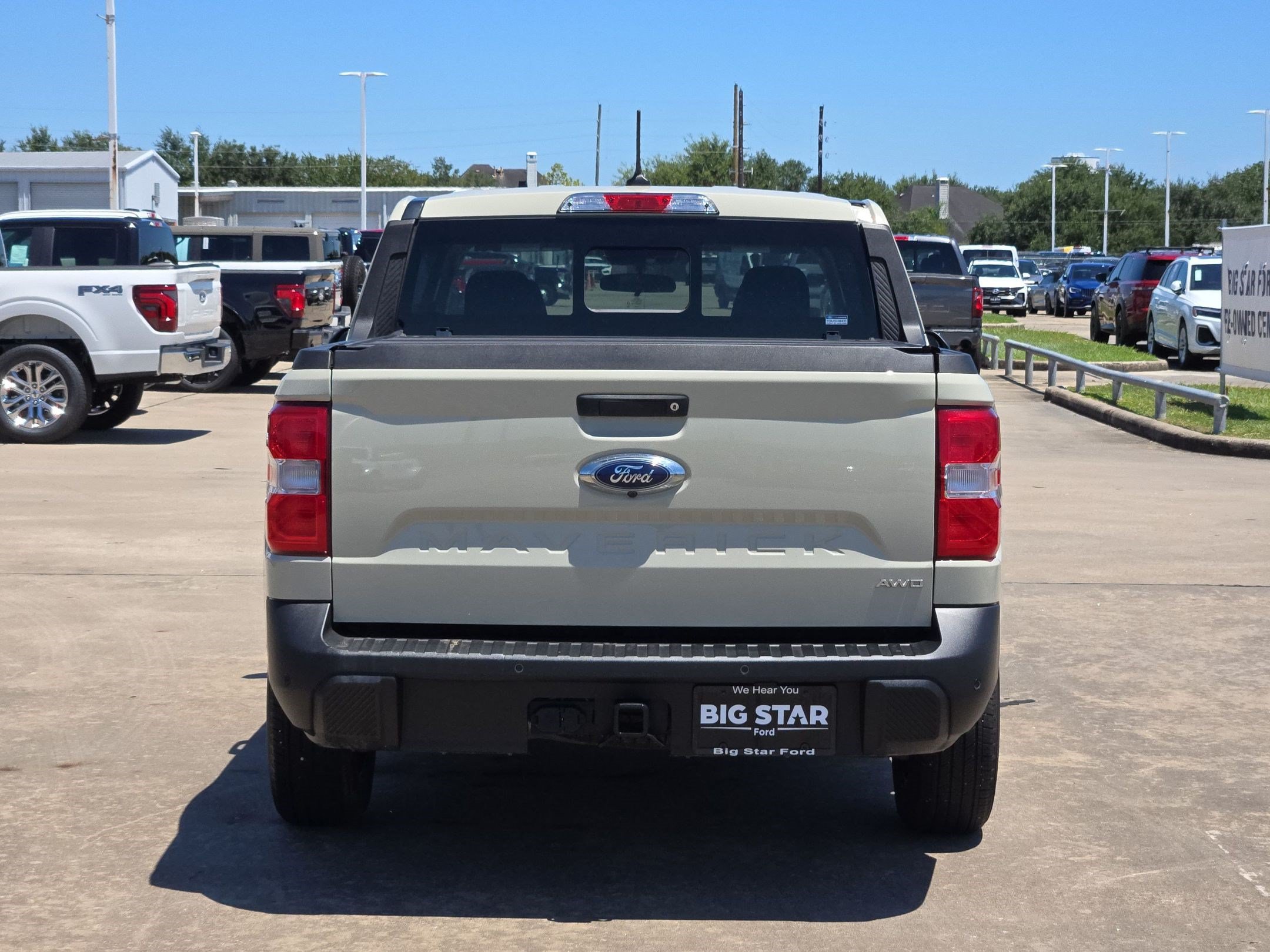 Certified 2024 Ford Maverick Lariat w/ 4K Tow Package AWD/4WD image 6