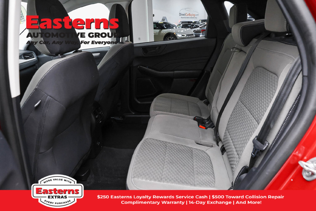 Used 2022 Ford Escape SE w/ Convenience Package FWD image 23