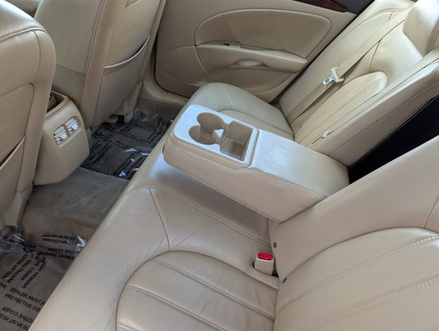 Used 2009 Buick Lucerne CXL w/ Driver Confidence Package image 17