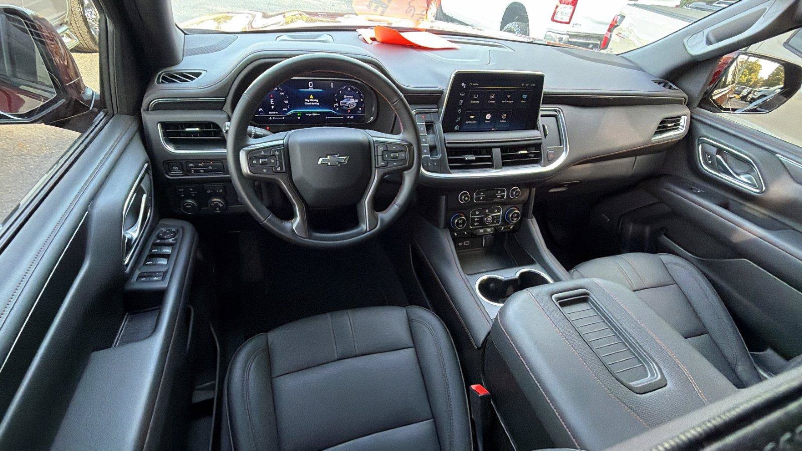 Used 2023 Chevrolet Suburban RST w/ Luxury Package AWD/4WD image 27