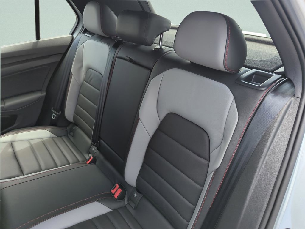 New 2026 Volkswagen GTI SE FWD image 25