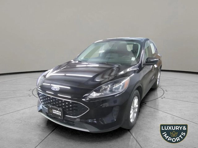 Used 2021 Ford Escape SE image 1