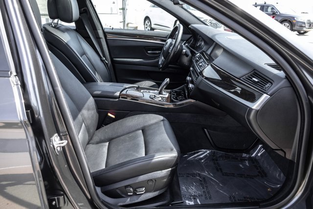 Used 2013 BMW 535i xDrive Sedan AWD/4WD image 25