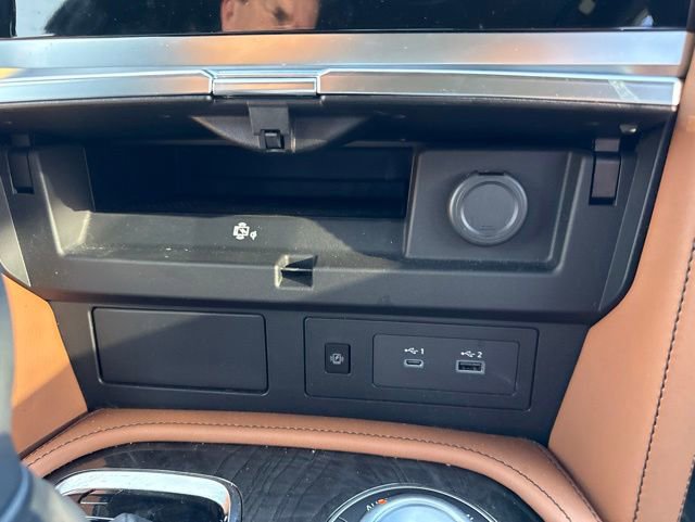 Used 2023 INFINITI QX80 Sensory w/ All-Season Package AWD/4WD image 12