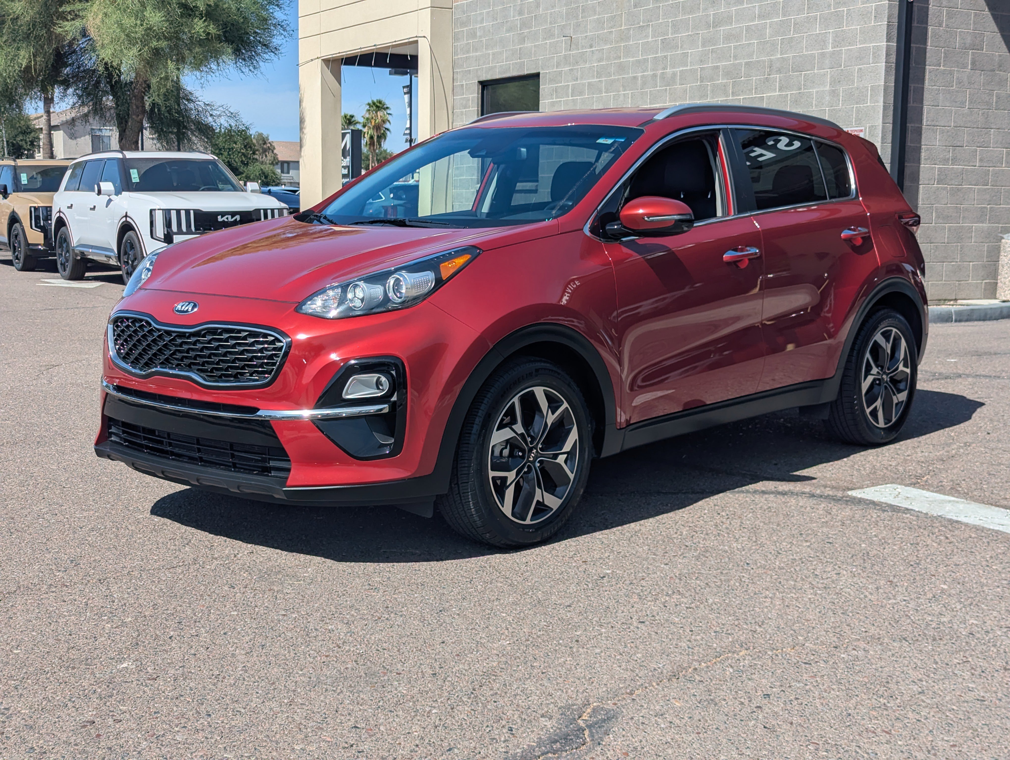 Used 2020 Kia Sportage EX FWD image 6