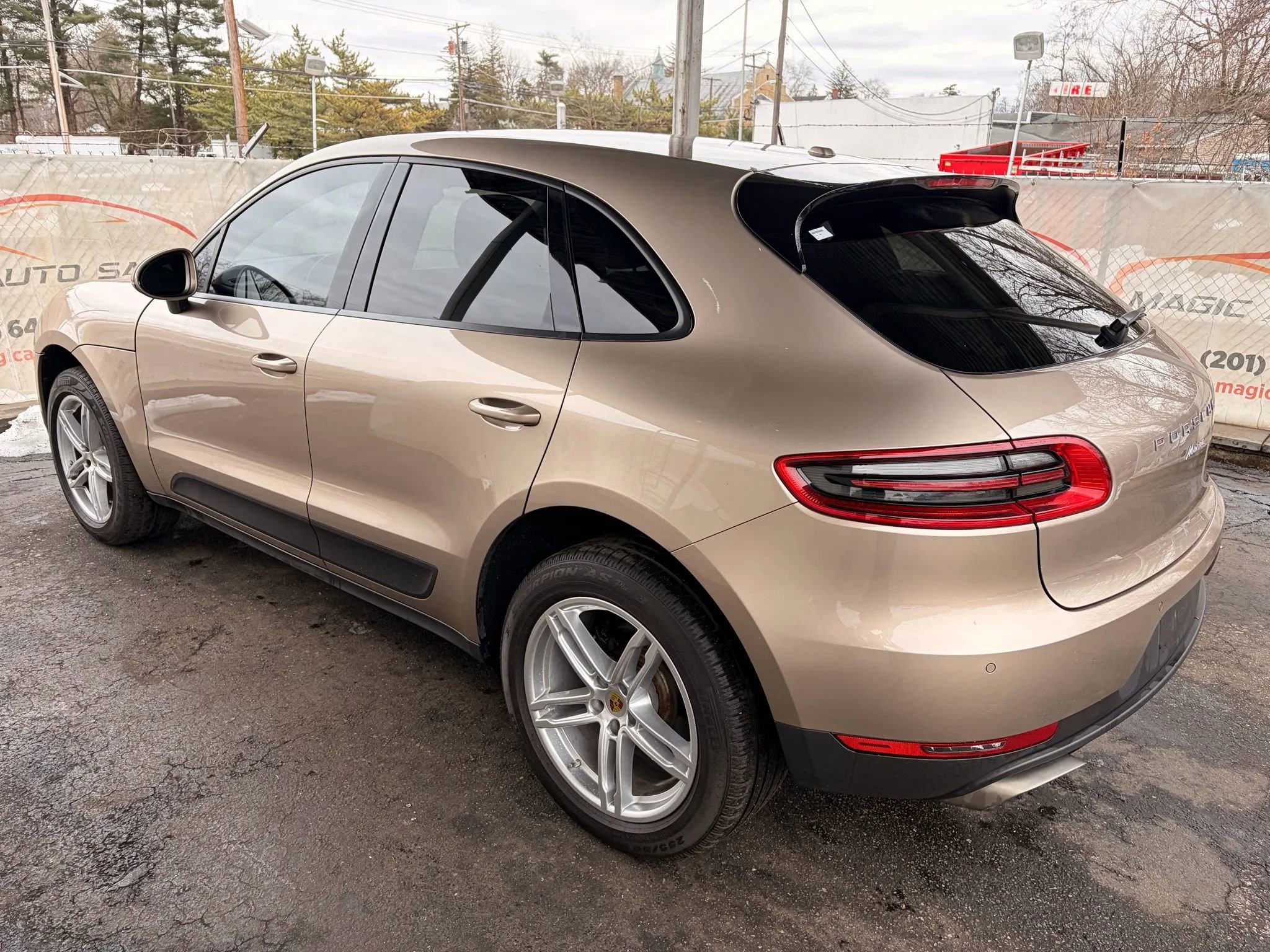 Used 2017 Porsche Macan image 59