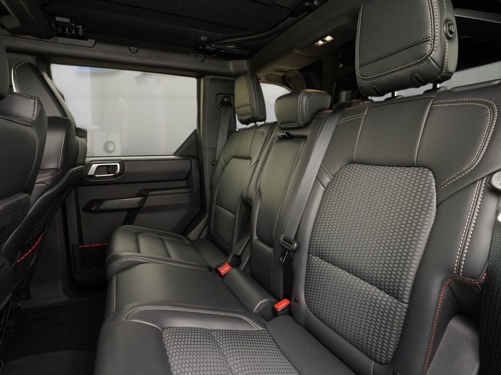 Used 2024 Ford Bronco Raptor w/ Interior Carbon Fiber Pack 6 image 31