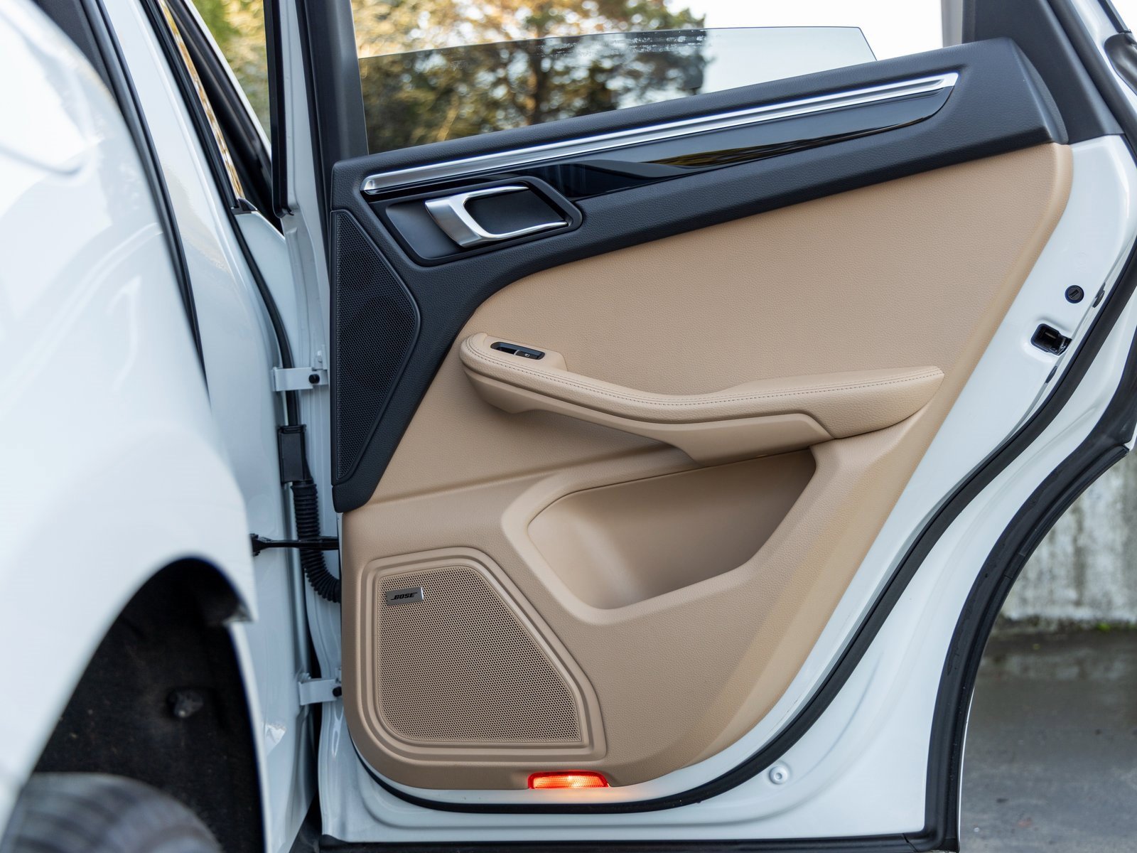 Certified 2023 Porsche Macan S image 44