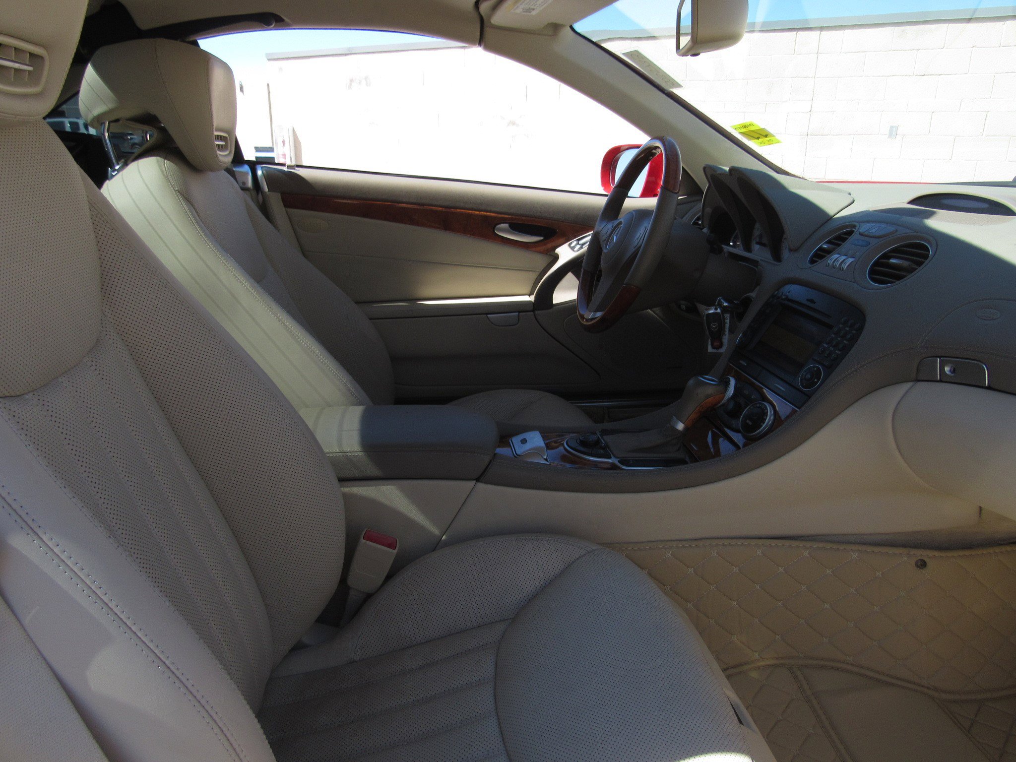 Used 2009 Mercedes-Benz SL 550 image 7