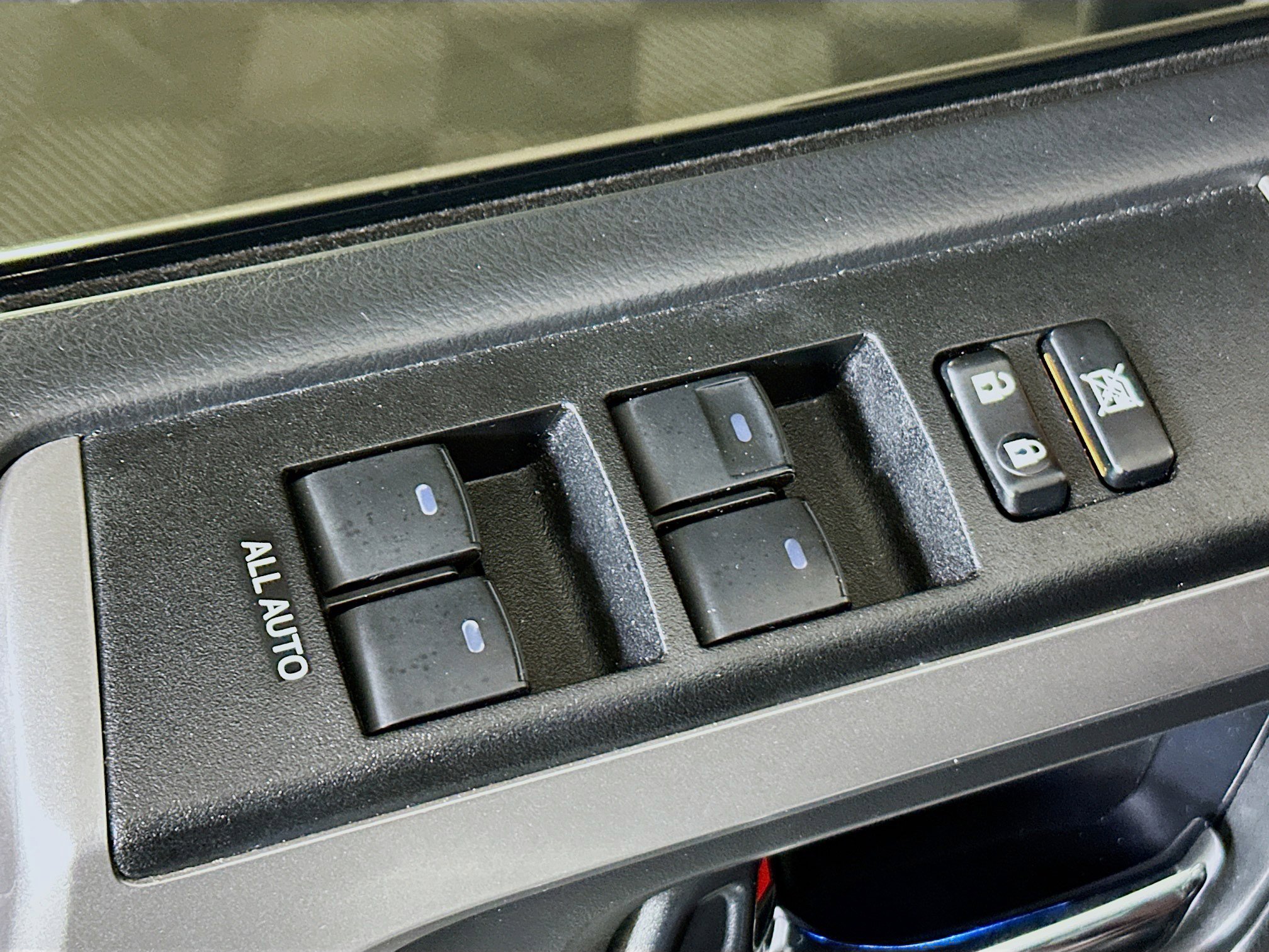 Used 2022 Toyota 4Runner Limited RWD image 14