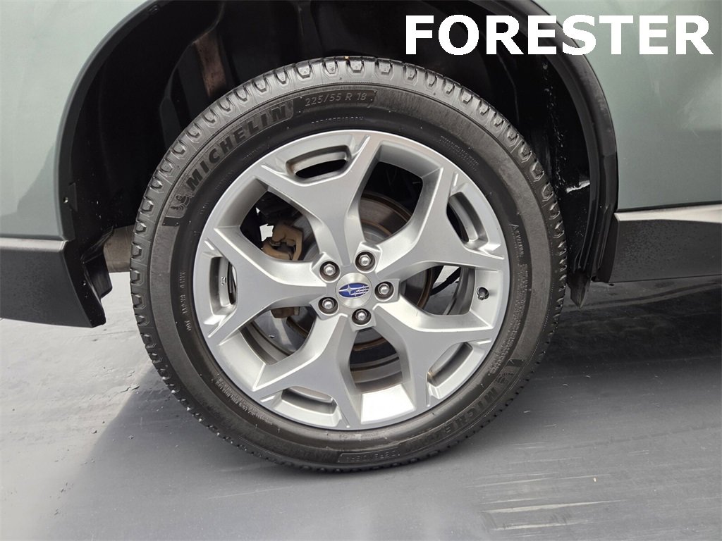 Used 2017 Subaru Forester 2.5i w/ Alloy Wheel Package image 19