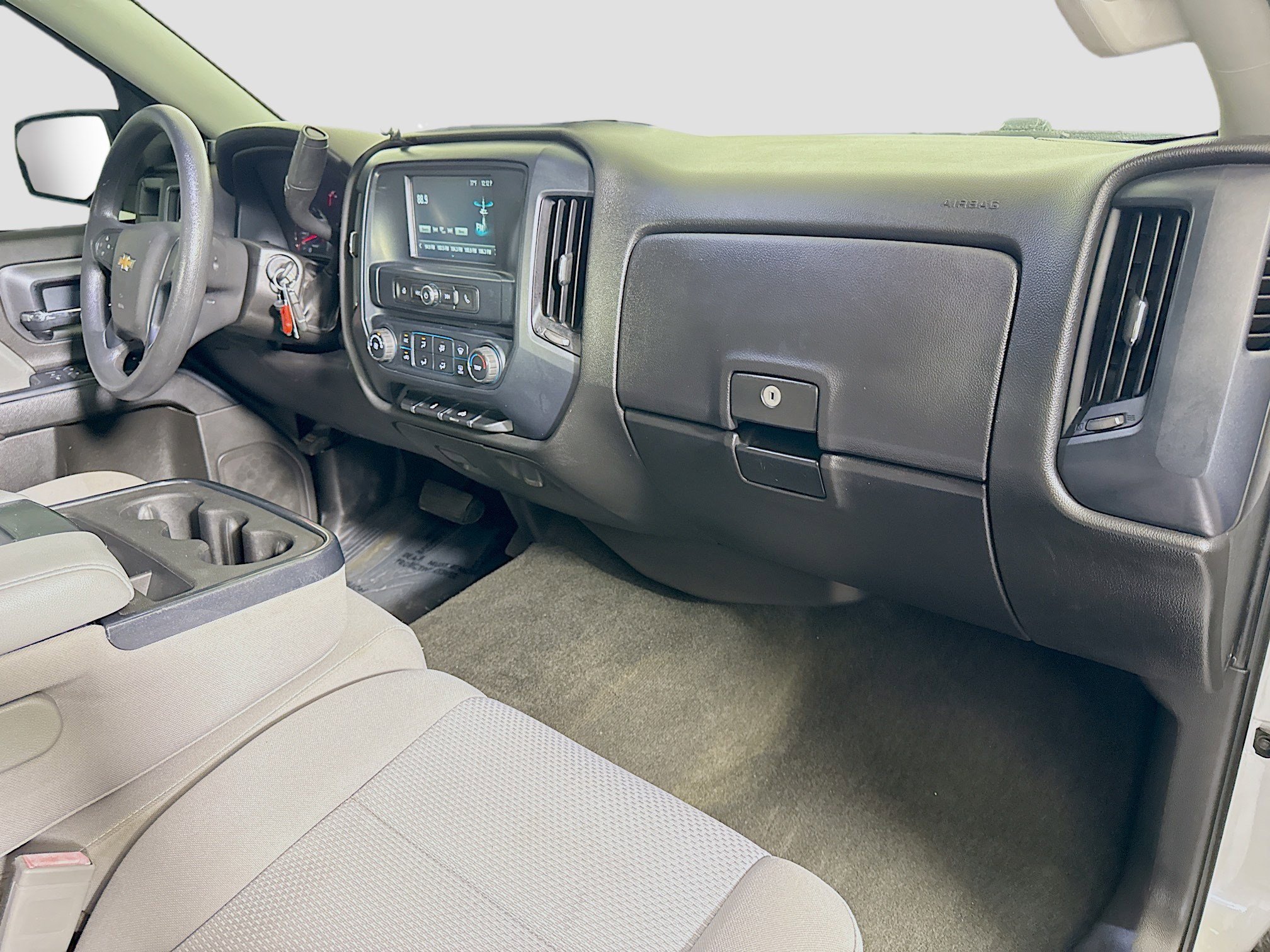 Used 2018 Chevrolet Silverado 1500 Custom w/ Custom Value Package RWD image 28