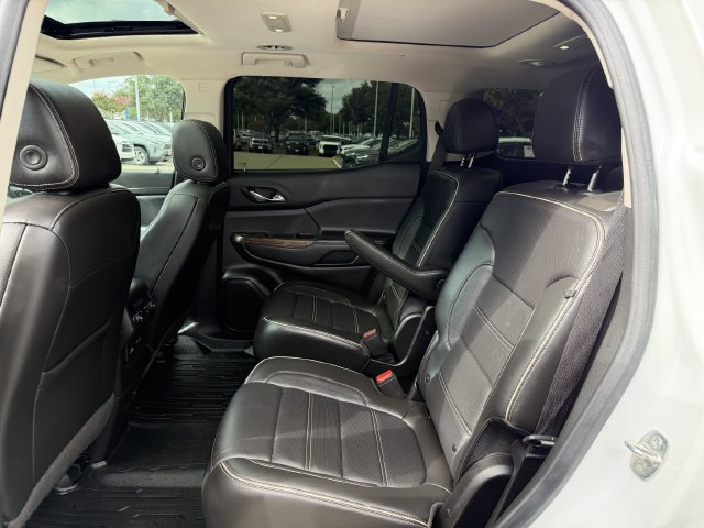 Used 2020 GMC Acadia Denali w/ Denali Ultimate Package AWD/4WD image 27
