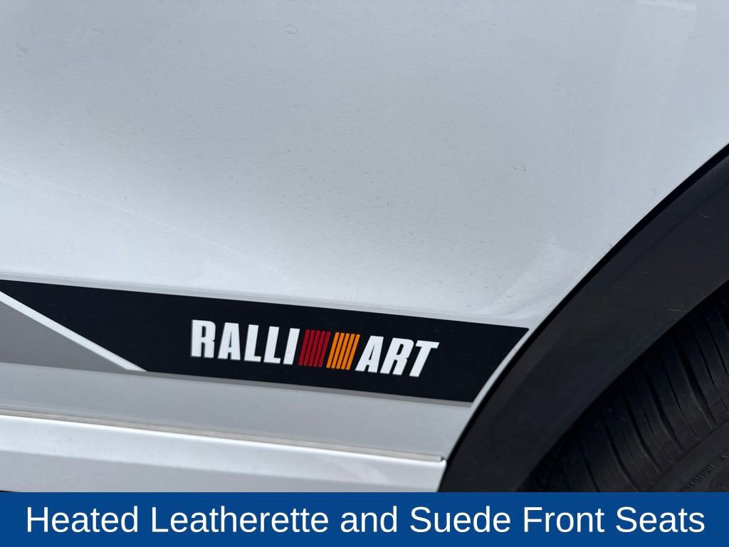 Used 2024 Mitsubishi Outlander SE Black Edition AWD/4WD image 7
