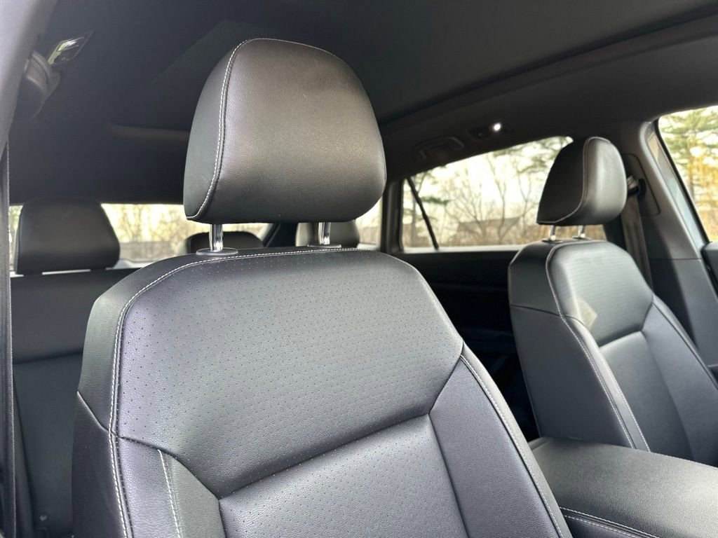 Used 2020 Volkswagen Atlas Cross Sport SE w/ Panoramic Sunroof Package image 27