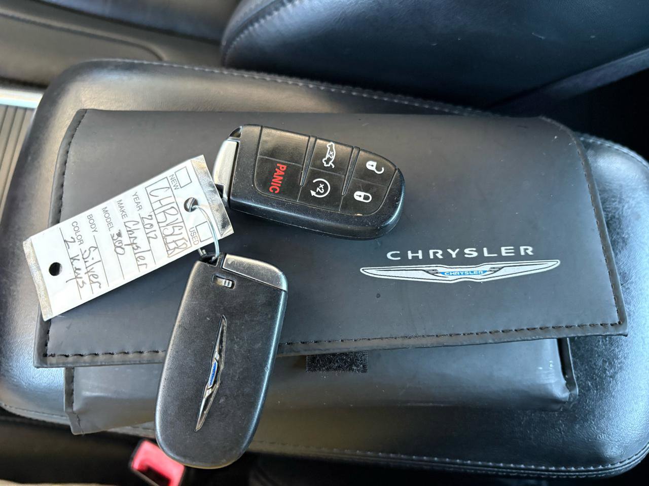 Used 2012 Chrysler 300 Limited RWD image 15
