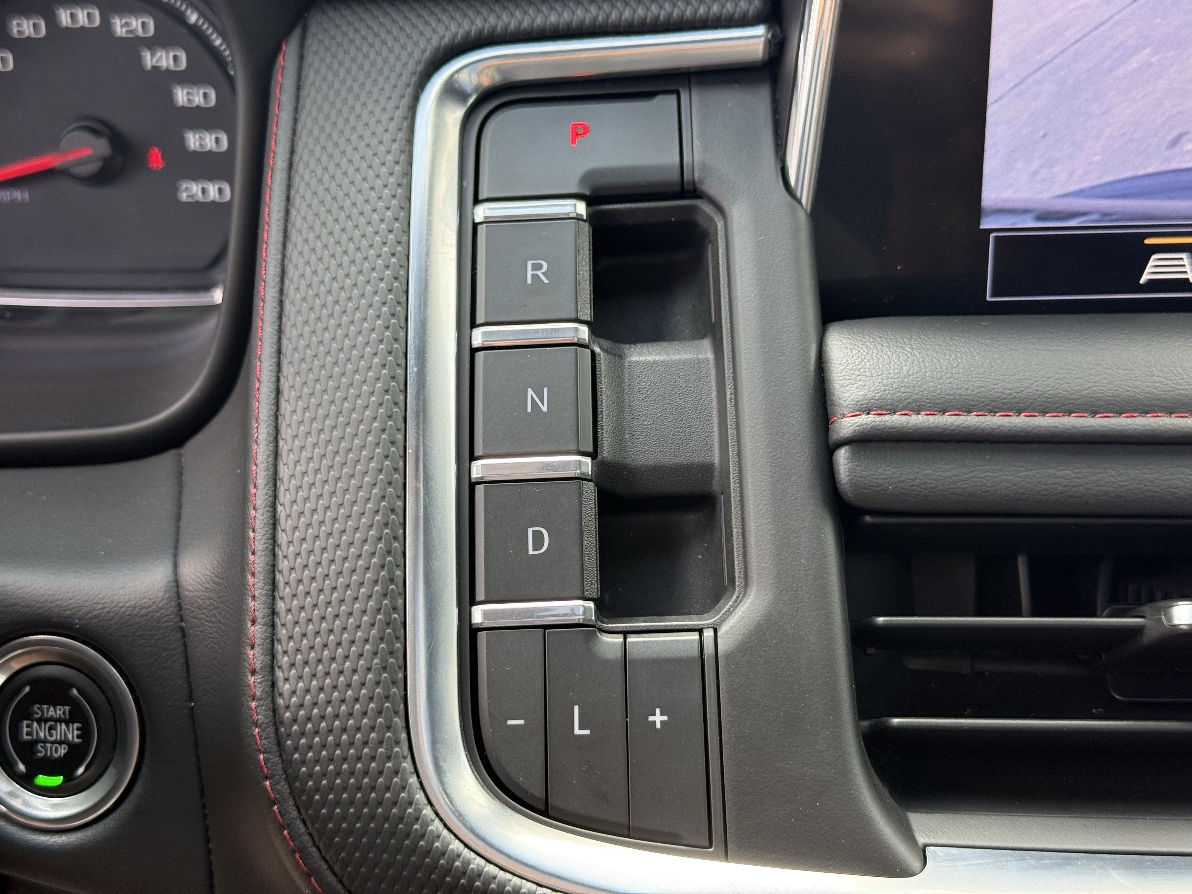 Used 2021 Chevrolet Tahoe RST AWD/4WD image 23