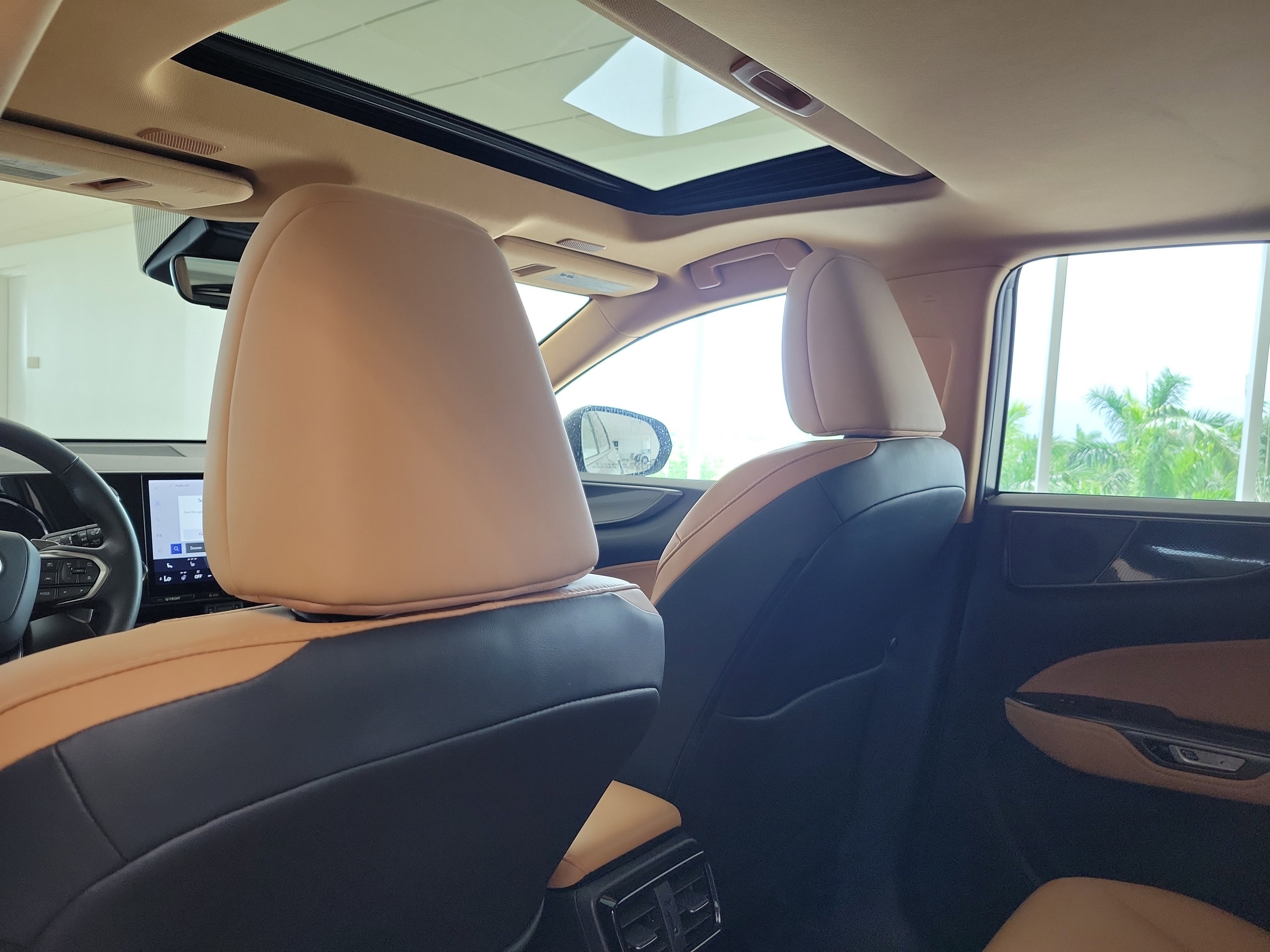 Used 2024 Lexus NX 250 FWD w/ Cold Area Package image 16