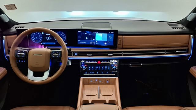 Used 2024 Hyundai Santa Fe Limited image 25