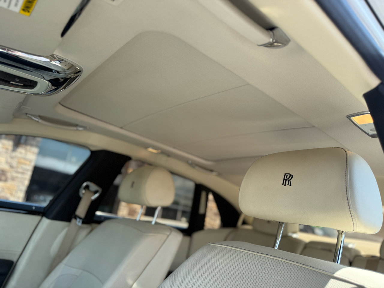 Used 2011 Rolls-Royce Ghost image 22