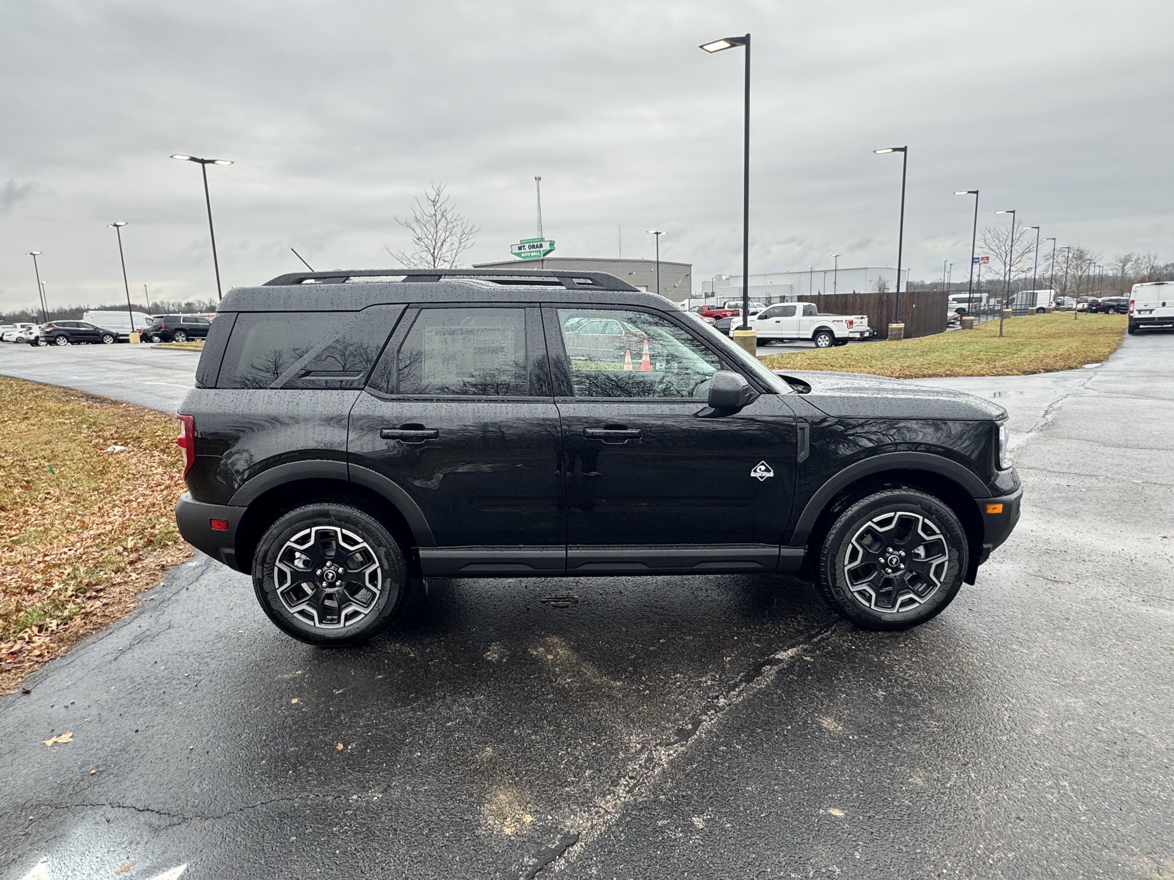 New 2025 Ford Bronco Sport Outer Banks image 6