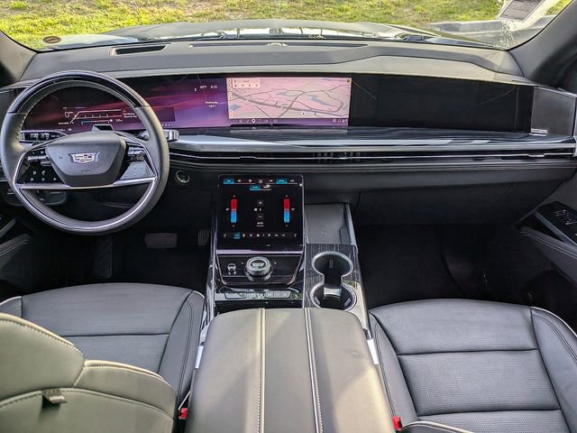Certified 2025 Cadillac Escalade Sport w/ LPO, ONYX Package image 16
