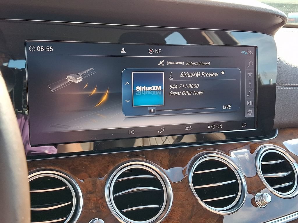 Used 2019 Mercedes-Benz E 300 4MATIC image 18